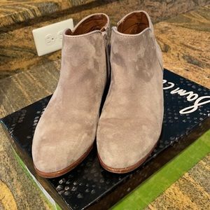 Sam Edelman Putty Suede booties